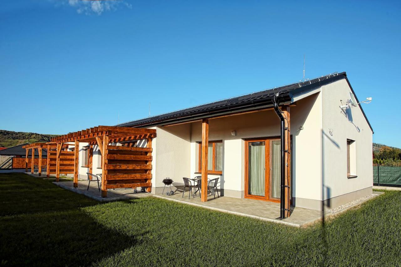 Kamilli Besenova Exterior foto